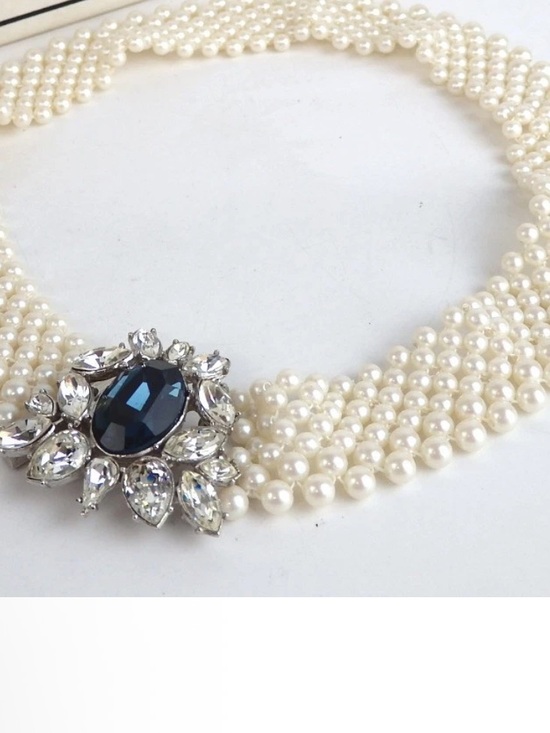 Givenchy Jewelry - GIVENCHY Vintage Pearl Choker w/ Center Gem in original box EUC